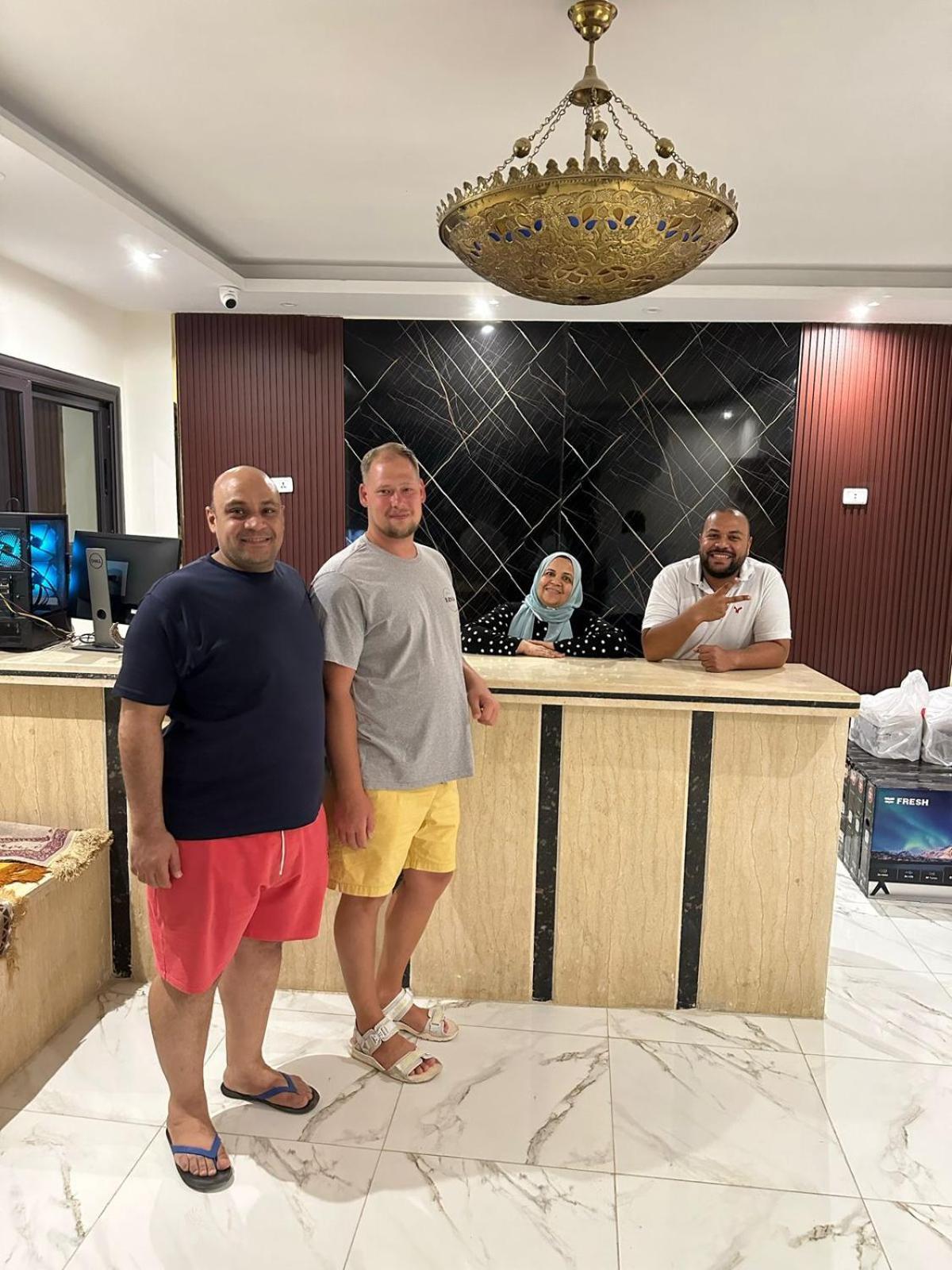 Pr Pyramids Inn カイロ エクステリア 写真